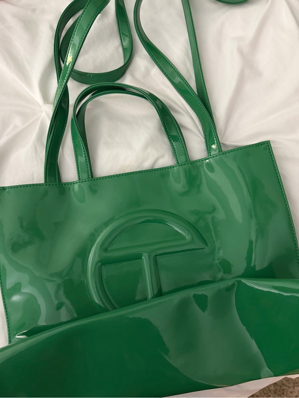 Telfar Green Medium Patent Tote Bag with Embossed Logo w/dust bag - Picture 7 of 10